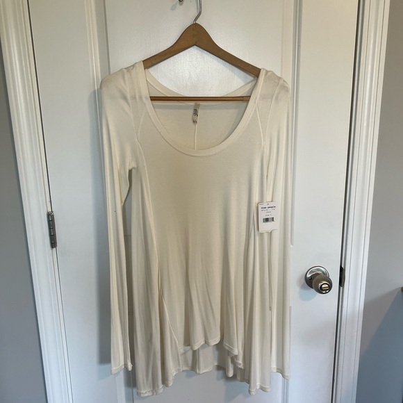 Free People •Women’s Small• January Basic T-Shirt Ivory• NWT - Picture 4 of 6